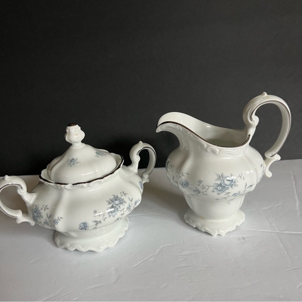 Johann Havilland Blue Garland Creamer and Sugar Bowl Set Bavaria Germany - Picture 6 of 14